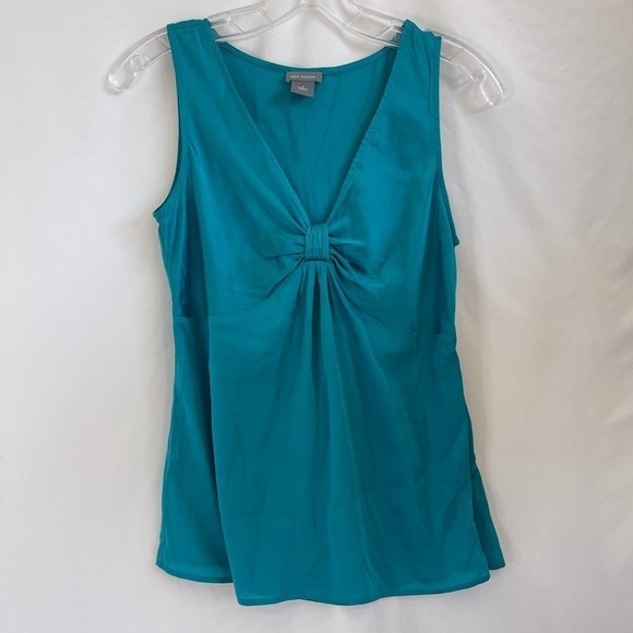 Ann Taylor Factory Green V-Neck Sleeveless Blouse Women's Size 4 - Picture 2 of 14